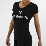 спортна тениска